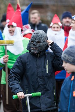 Bild 329 - Latuff Umzug